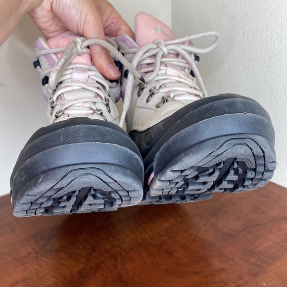 Columbia Youth Big Girl’s Snow Boots, Size 4, Black, Pink, White - Picture 5 of 10